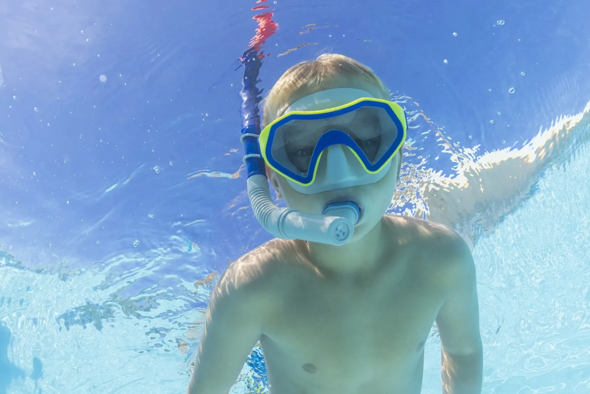 Bestway Swim Gear< Crusader Dark Blue Unisex Youth Snorkel Set With Fins, Ages 7+