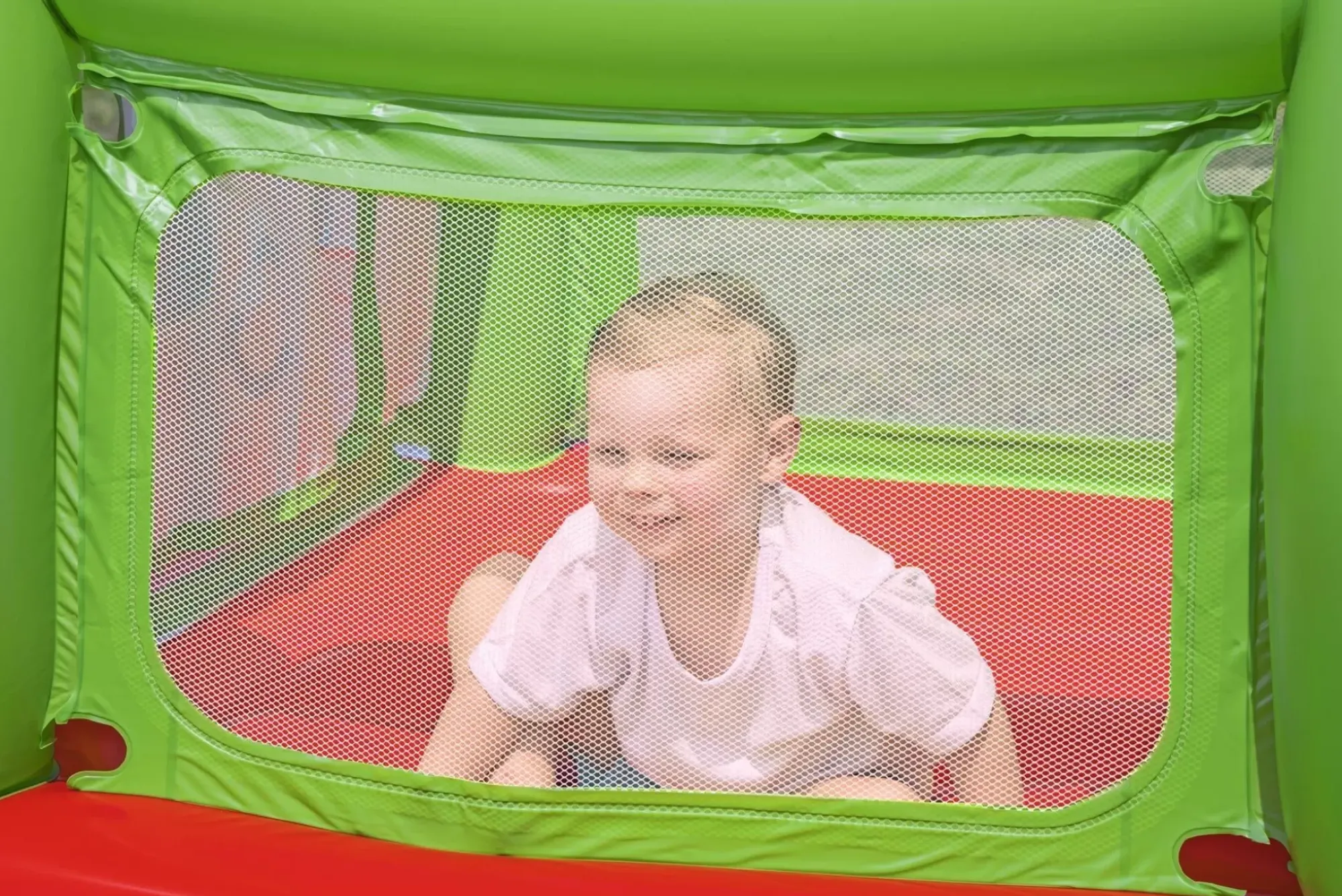 Bestway Bounce Houses<Cocomelon Big Bouncer With Built-In Pump