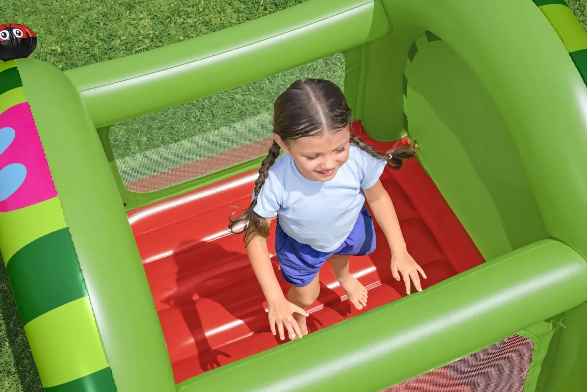 Bestway Bounce Houses<Cocomelon Big Bouncer With Built-In Pump