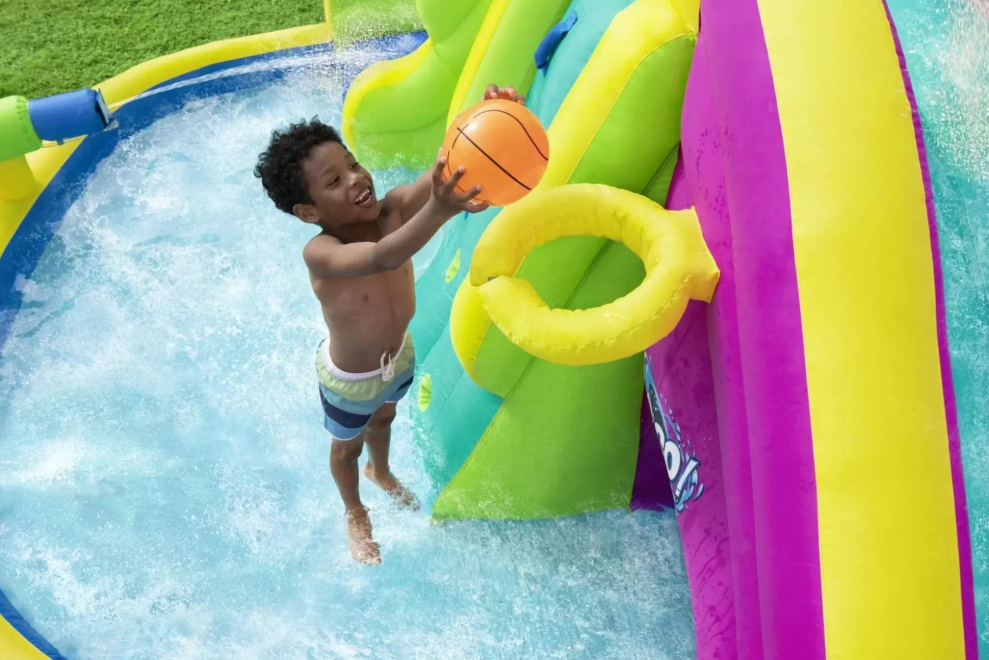 Bestway Mega Water Parks<H2Ogo! Funfinity Splash Kids Inflatable Water Park 19'