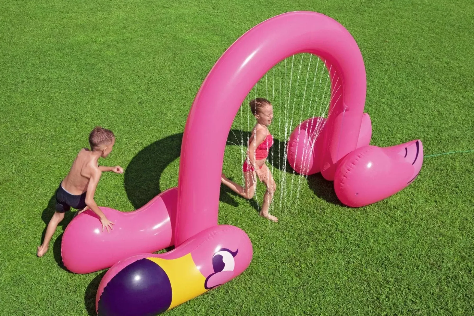 Bestway Sprinklers<H2Ogo! Jumbo Pink Flamingo Inflatable Child Stationary Sprinkler Arch
