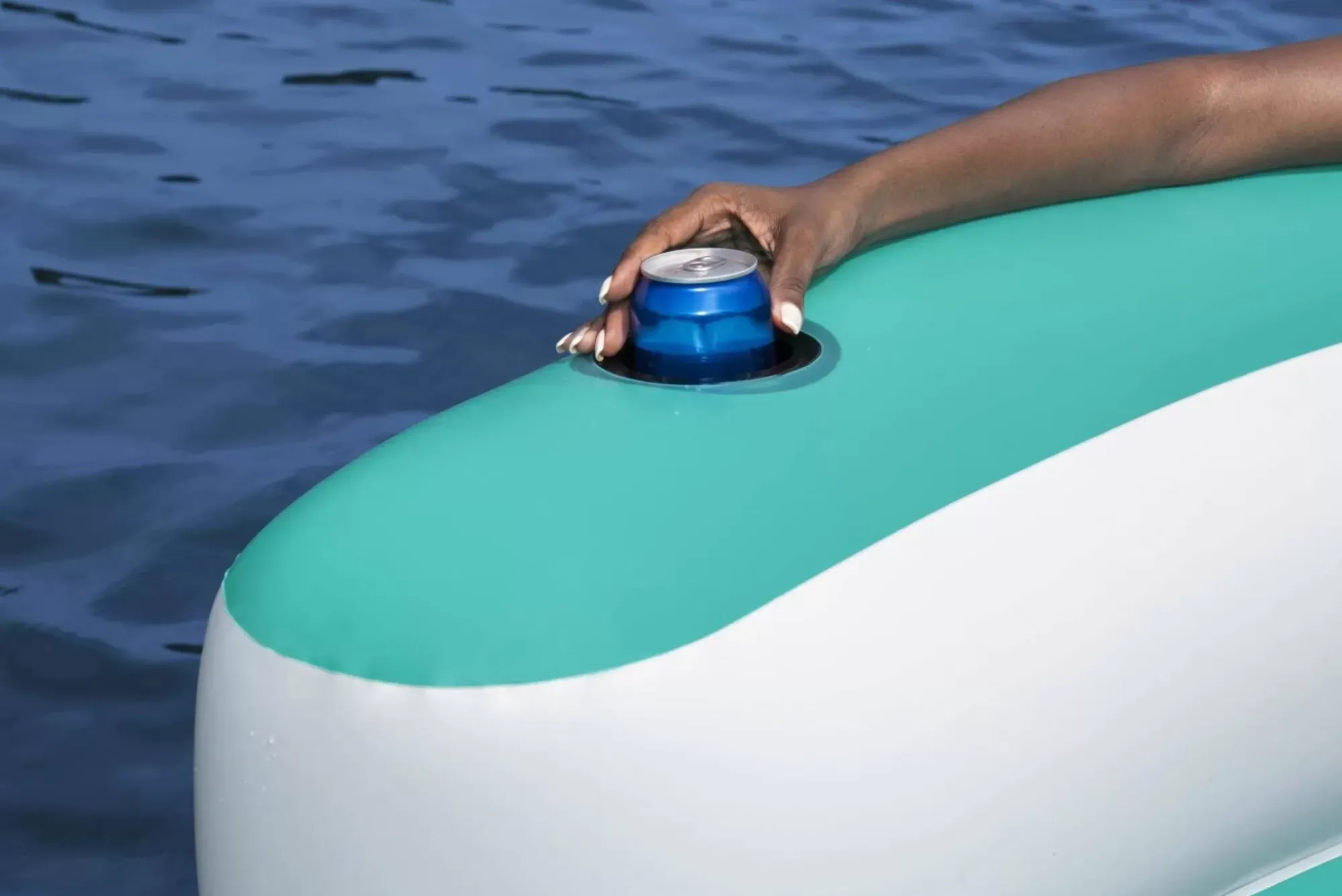 Bestway Islands<Hydro-Force Kick Back 5-Person Inflatable Party Island 9'