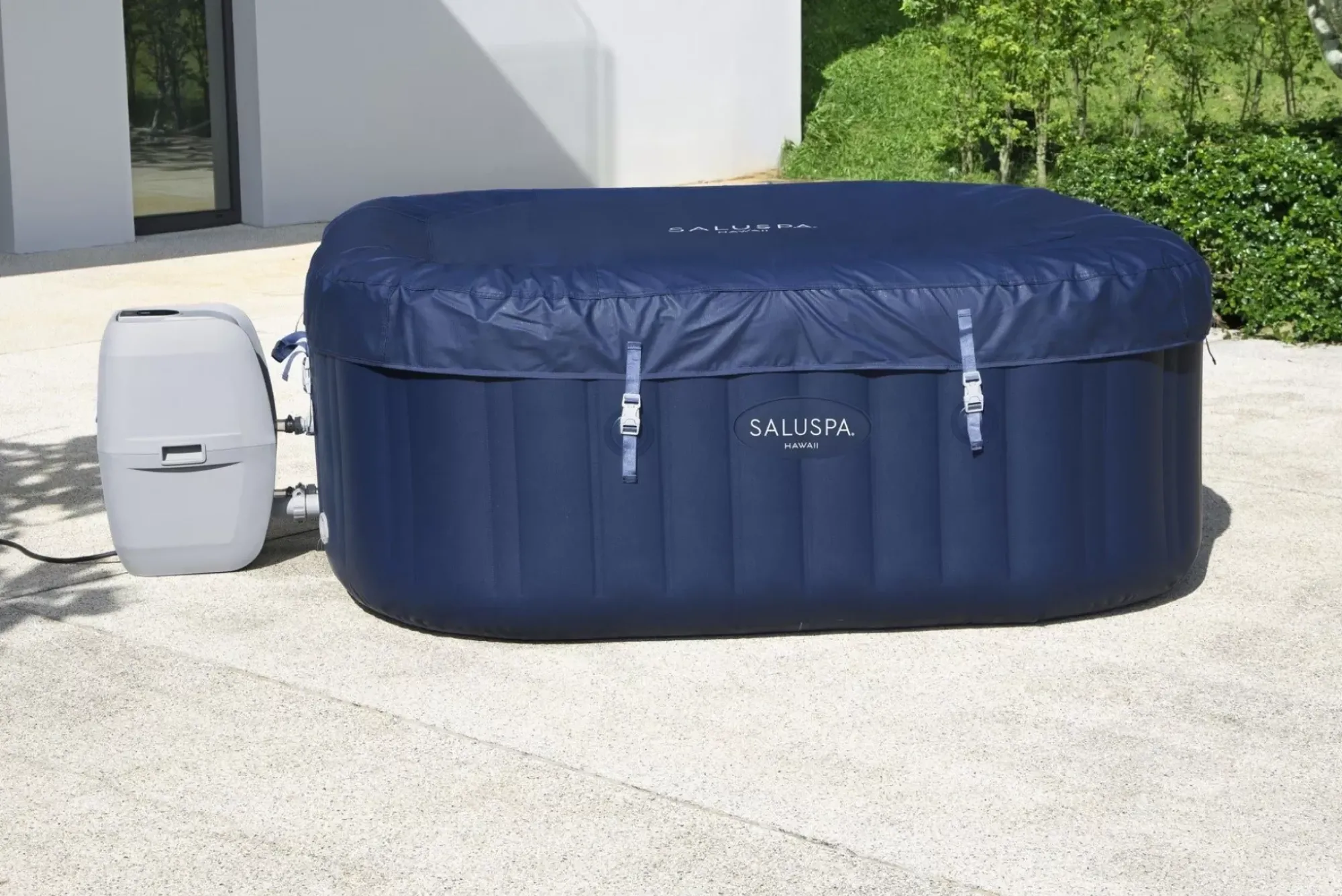 Bestway Energysense<Saluspa Hawaii Energysense Smart Airjet Inflatable Hot Tub Spa 4-6 Person