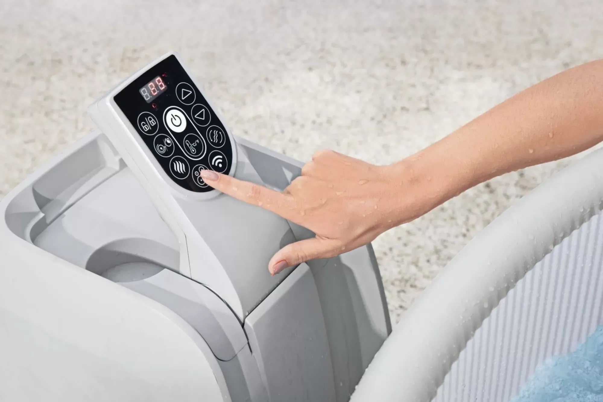 Bestway Airjet<Saluspa Vancouver Airjet Plus Inflatable Hot Tub With App Control 3-5 Person